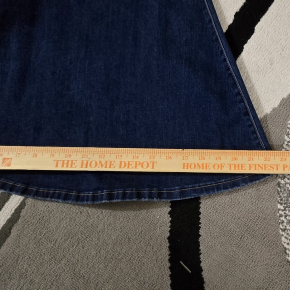 ELOQUII JEANS - Picture 3 of 10